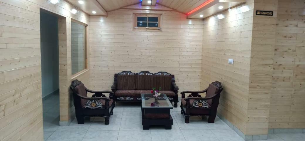 The White House Hotel Kasol Exterior photo